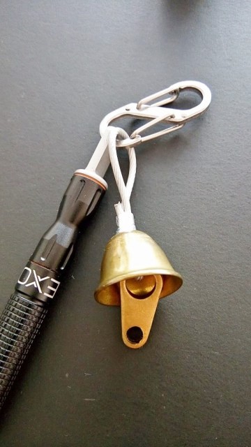 ちっちゃすぎて役に立たない感が強いクマ鈴