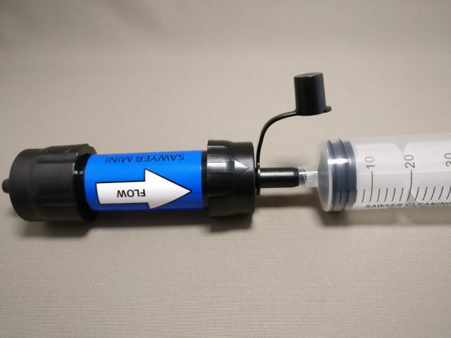 SAWYER PRODUCTS ミニ 浄水器 SP128 注射器と合体